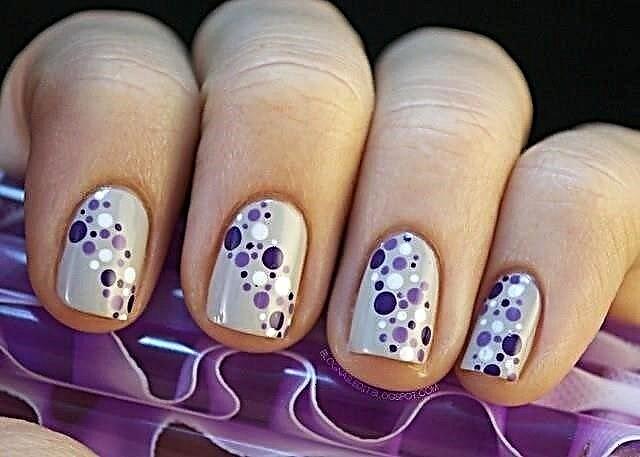 Fashionable polka dot manicure: photo ideas of a manicure with peas