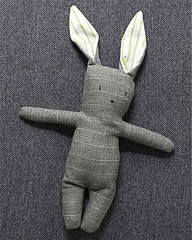 How to sew a hare with your own hands