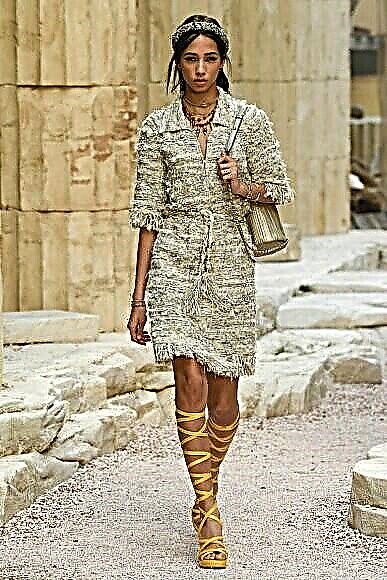 Ancient Greek Myths: Chanel Resort 2018 Collection