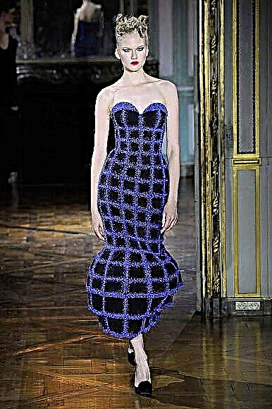 Ulyana Sergeenko Haute Couture: cosemos trajes del espectáculo